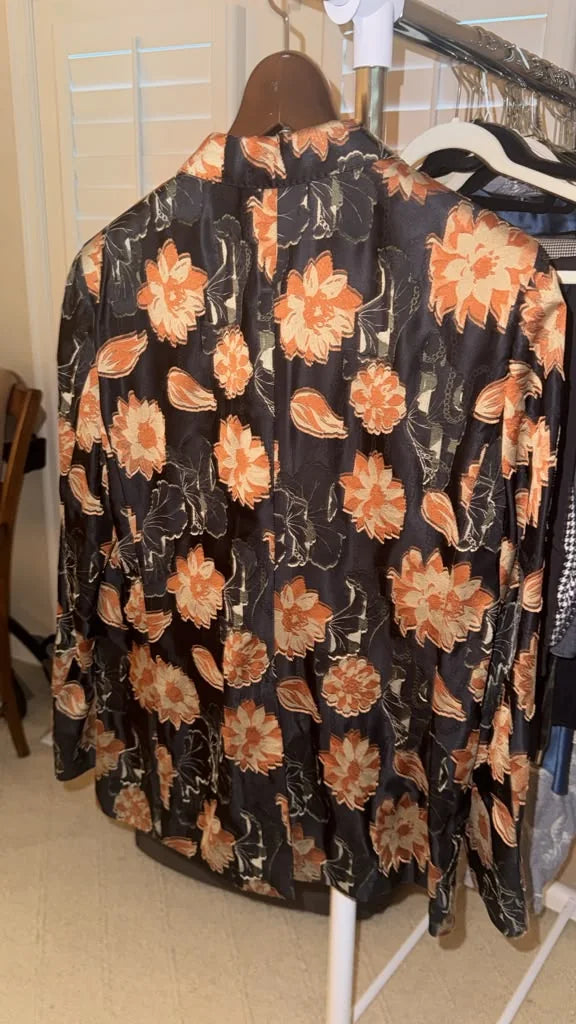 Midnight garden floral statement blazer back view | CCTwice luxury resale